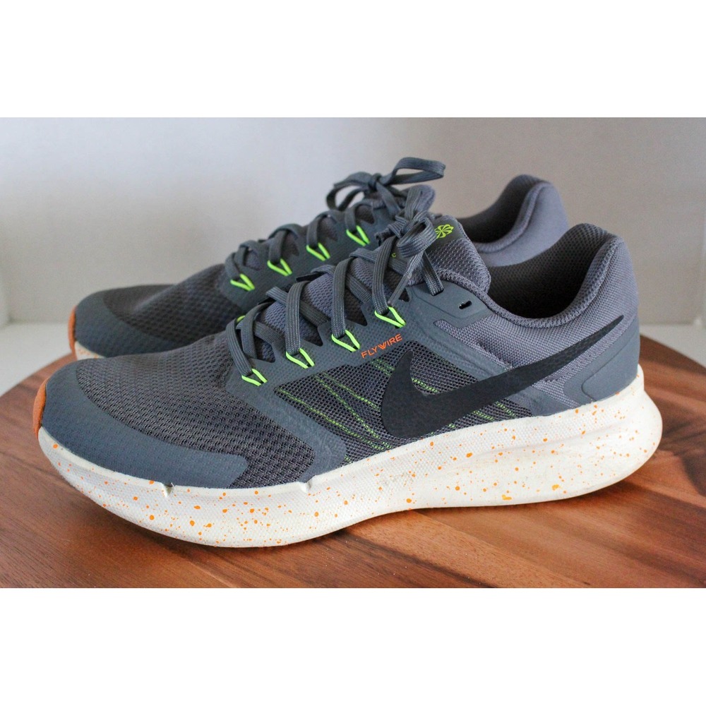 Nike Running Shoes Mens 11 Gray Orange Swift 3 Lace Up Sneakers HV5226-068